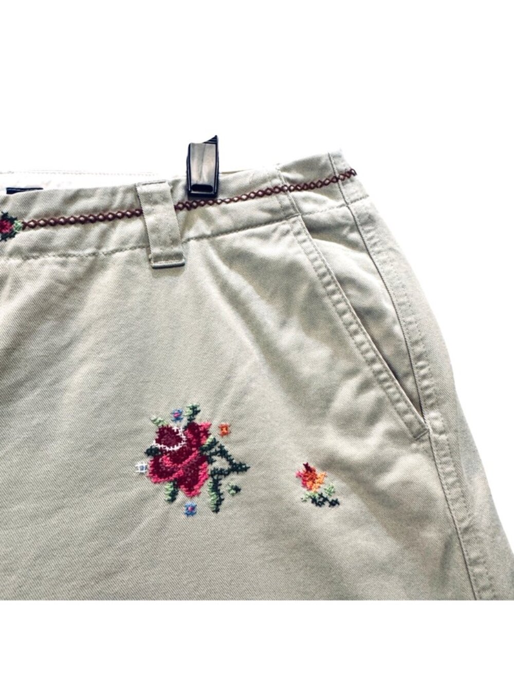 Vintage 90s Gap Clean Cut Khaki Capris Size 16 Chinos Embroidered Floral Artsy - Picture 5 of 13